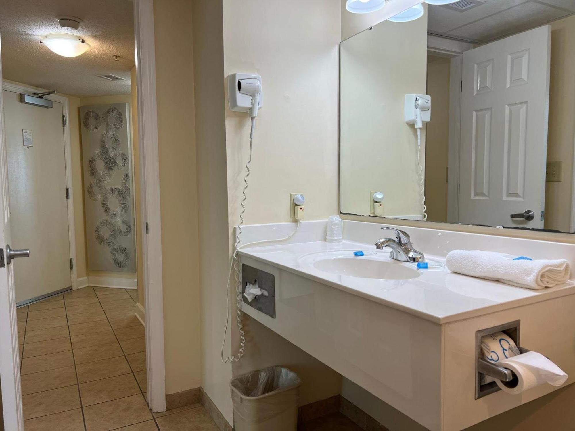 2501 S Ocean Blvd, 0811 - Ocean Front Sleeps 6 Villa Myrtle Beach Eksteriør bilde
