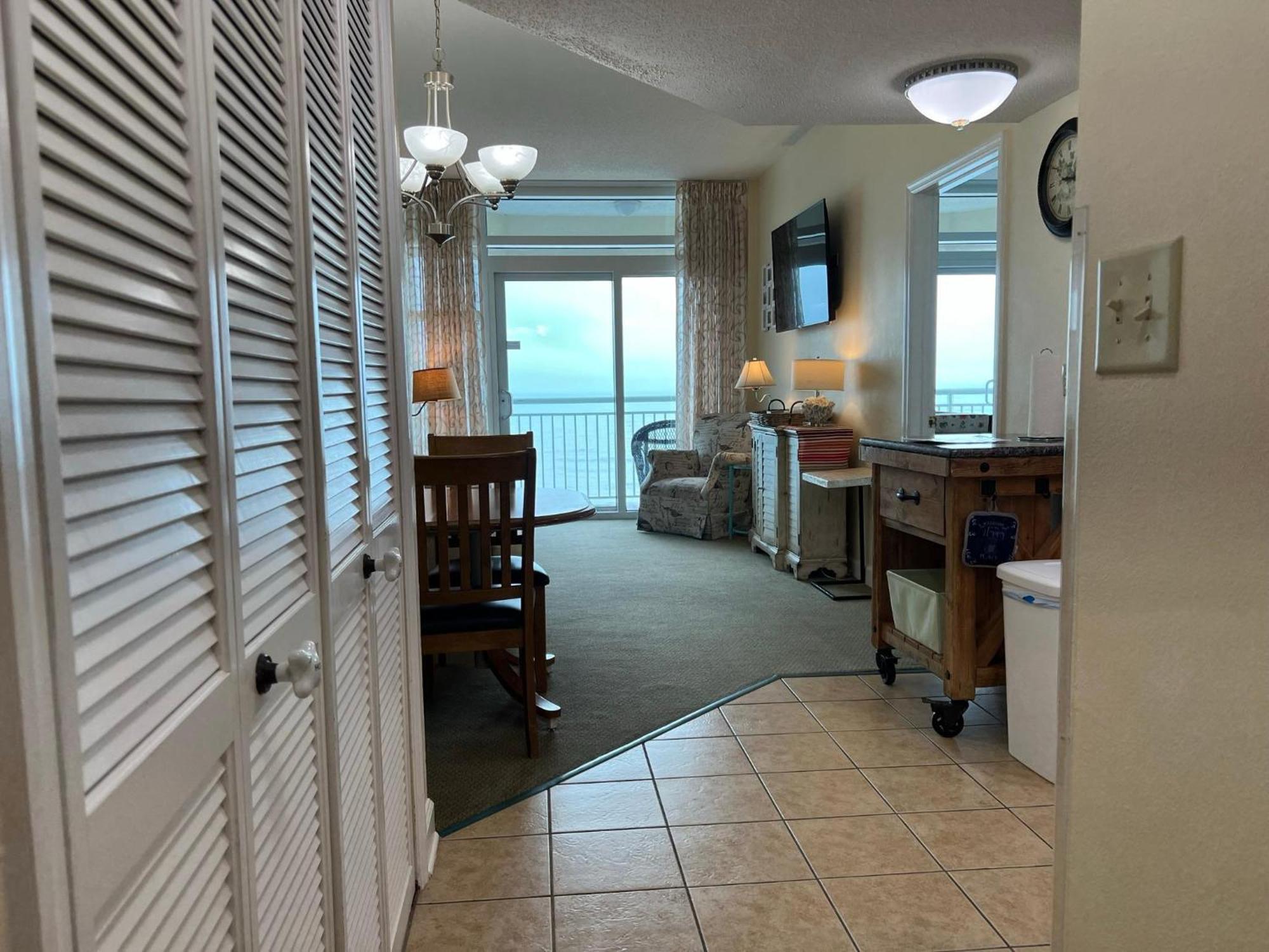 2501 S Ocean Blvd, 0811 - Ocean Front Sleeps 6 Villa Myrtle Beach Eksteriør bilde